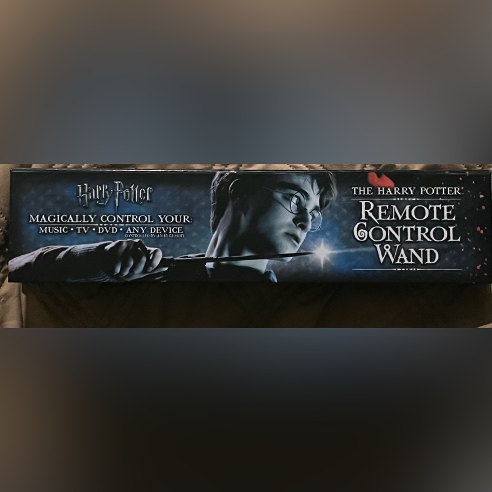 NIB NWT The Harry Potter Remote Control Wand